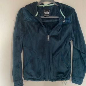 teal northface jacket with hood